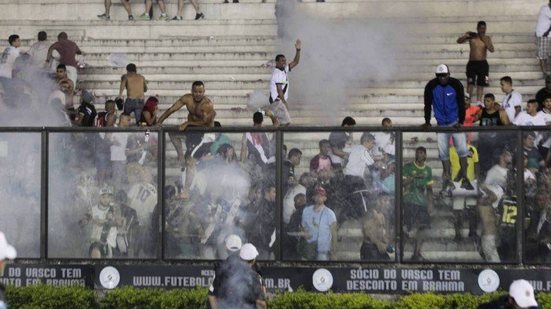 Imagem Confronto em jogo entre Vasco e Flamengo resulta na morte de um torcedor