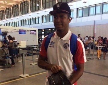 Imagem Confirmado como titular, novo centroavante do Bahia quer ‘mostrar mais’ após estreia
