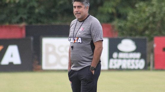 Imagem Com retorno de volante, Gallo relaciona 23 jogadores para jogo contra o Vasco