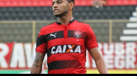Imagem Buscando fugir das últimas colocações, Vitória encara o Palmeiras fora de casa