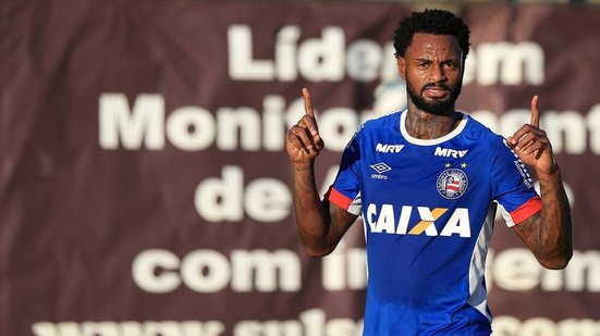 Imagem Renê Júnior recebe terceiro cartão amarelo e não pega o Galo