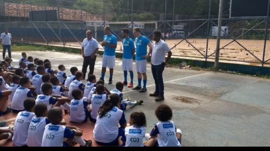 Imagem Clube alemão Borussia Dortmund inicia projeto em Salvador