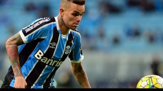 Imagem Grêmio chega a Salvador com três desfalques para enfrentar o Vitória
