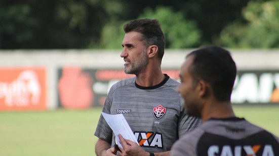Imagem Em coletiva, Mancini diz que time do Vitória ainda está indefinido