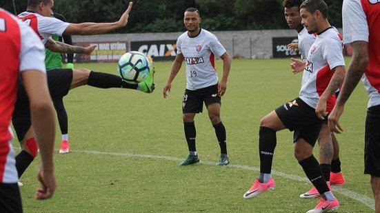 Imagem Com portões fechados, Mancini finaliza preparação para jogo contra o Cruzeiro