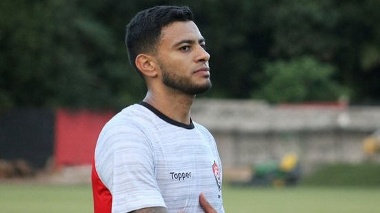Imagem Cleiton Xavier sente coxa e não enfrenta a Ponte Preta
