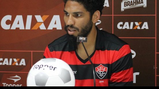 Imagem Wallace elogia o Flamengo, mas revela receita para Vitória surpreender