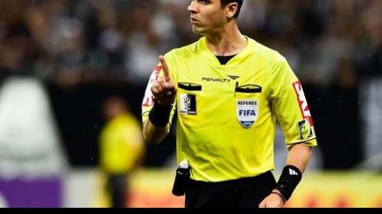Imagem Árbitro FIFA de Minas Gerais apita Vitória x Avaí