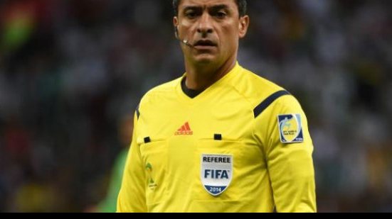 Imagem Sandro Meira Ricci apita duelo entre Atlético-PR e Bahia neste domingo