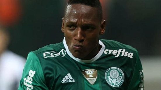 Imagem Com fratura no dedo do pé, Mina ficará 3 meses sem jogar pelo Palmeiras