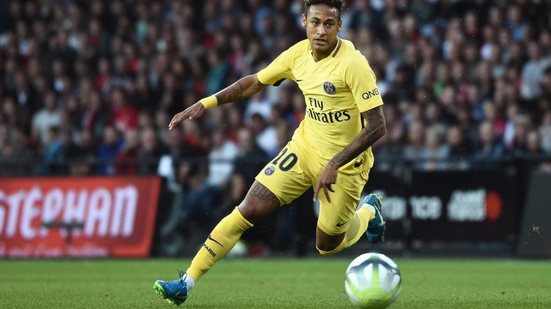 Imagem Neymar estreia no PSG com gol, assistência e vitória por 3 a 0