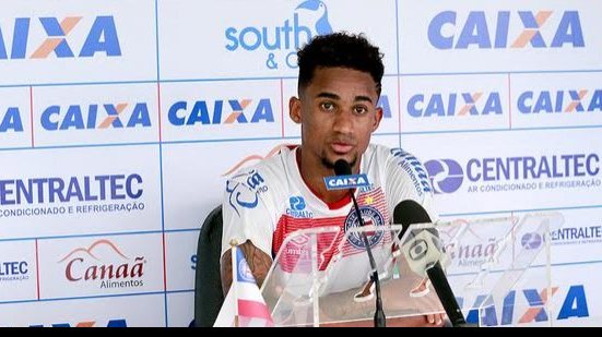 Imagem Eduardo pede apoio da torcida em confronto contra o Vasco