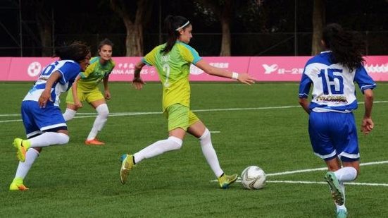 Imagem Futebol feminino do Brasil derrota Colômbia por 17 a 0 na estreia da Universíade