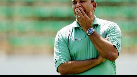 Imagem Ex-Vitória lidera lista dos técnicos mais rebaixados no Brasileirão