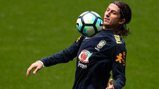 Imagem Com Marcelo suspenso, Filipe Luis quer aproveitar para criar dúvida na cabeça de Tite