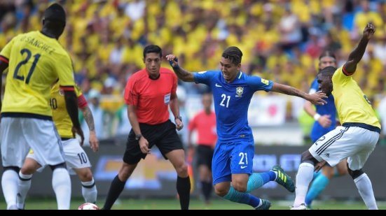 Imagem Tite valoriza atuações de Firmino e Fernandinho contra a Colômbia