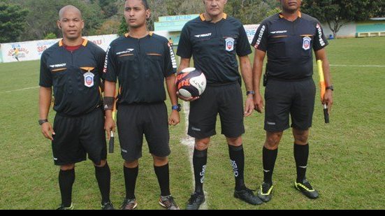 Imagem Confira arbitragem dos jogos deste domingo do Intermunicipal 2017
