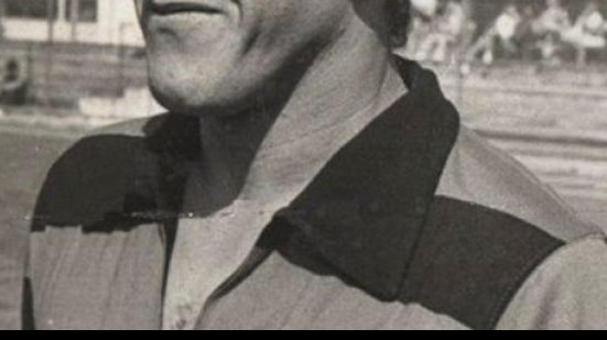 Imagem Morre &#039;Onça&#039;, ex-jogador de Bahia e Flamengo