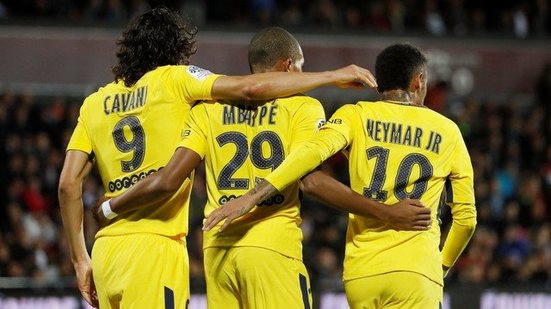 Imagem Trio MCN brilha e PSG vence o Metz por 5 a 1 fora de casa