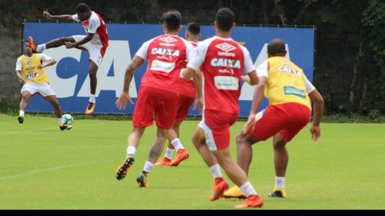 Imagem Bahia viaja para Goiânia e encerra preparação neste domingo no CT do Goiás