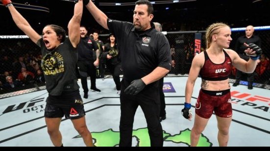 Imagem Lutadora quirguistanesa reclama de resultado após derrota para baiana Amanda Nunes no UFC