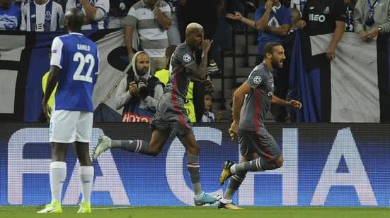 Imagem Talisca abre caminho para surpreendente vitória do Besiktas