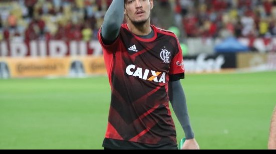 Imagem Goleiro fratura punho e desfalca o Flamengo na final da Copa do Brasil