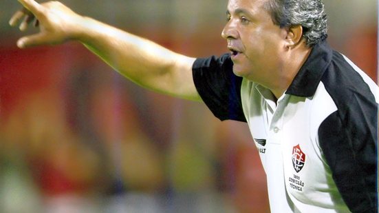 Imagem Ex-técnico da dupla BaVi deve assumir a Ponte Preta para sequência do Brasileirão