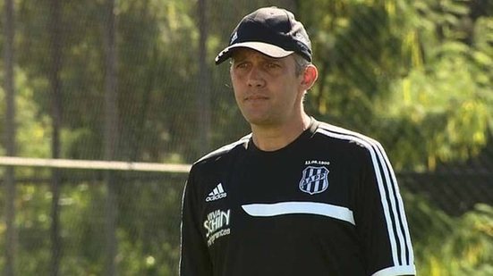 Imagem Eduardo Baptista é o novo treinador da Ponte Preta