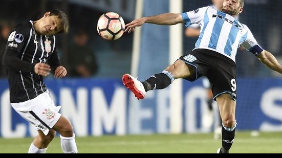 Imagem Corinthians não sai do zero com o Racing-ARG e dá adeus à Sul-Americana