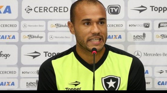 Imagem  Ex-dupla BAVI, Roger tem tumor detectado e não joga mais em 2017
