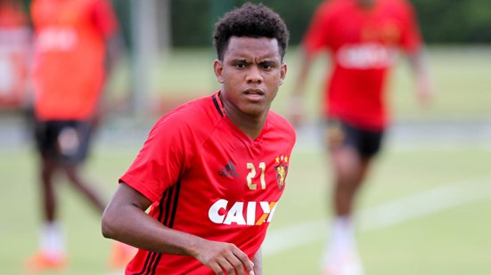 Imagem Suspensos, Sander e Rithely não jogam contra o Vitória no Barradão
