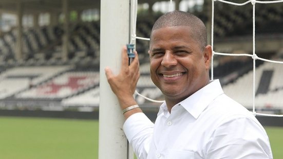 Imagem Ex-jogador Marcelinho Carioca é suspeito de 'esconder' resort para fugir de dívida
