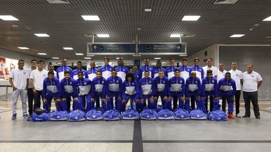 Imagem Sub-20 do time de Anderson Talisca chega a Istambul para disputar amistosos