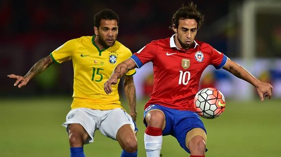 Imagem Já classificada, Seleção Brasileira enfrenta Chile fechando sua participação nas Eliminatórias