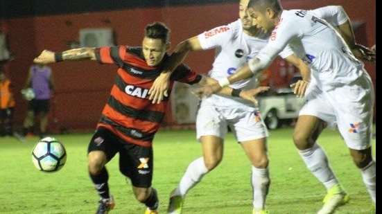 Imagem Vitória pega o Santos tentando manter boa fase longe do Barradão