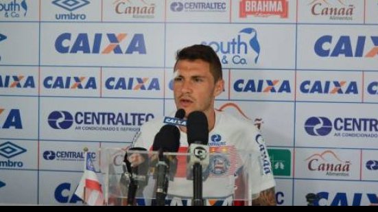 Imagem Tiago comemora atuação contra o Corinthians: &quot;um dos melhores jogos do ano&quot;