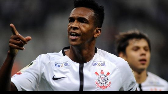 Imagem Após derrota, Jô prega respeito ao Bahia