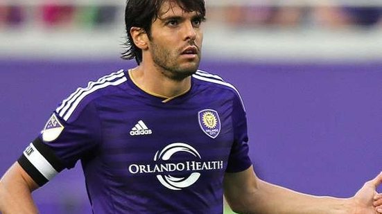Imagem Presidente do São Bento-SP diz ter interesse em Kaká, após descartar Adriano Imperador