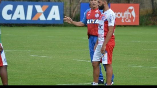 Imagem Carpegiani testa Bahia com novidades para enfrentar o Fluminense