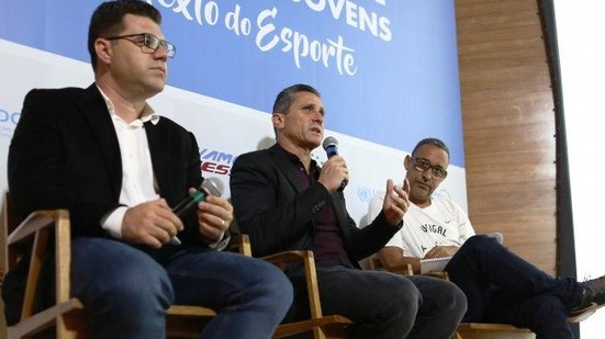 Imagem Com participação de ex-treinador do Bahia, seminário debate futebol como ferramenta de paz