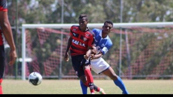 Imagem FBF divulga arbitragem de jogos restantes das quartas de final do Baianão Sub-15 e Sub-17 