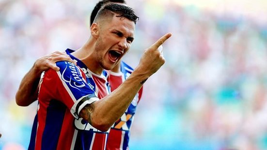 Imagem Bahia adquire Tiago em definitivo e amplia contrato do zagueiro até 2020