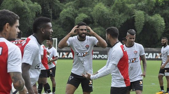Imagem Relacionado, Vitória está preparado para duelo contra Vasco no Maracanã; Kieza é vetado e desfalca