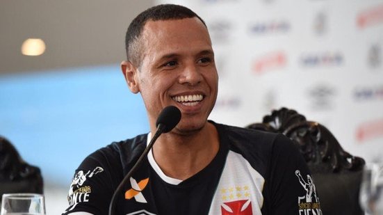 Imagem "Com saudade de jogar", Luis Fabiano volta contra o Vitória após dois meses machucado