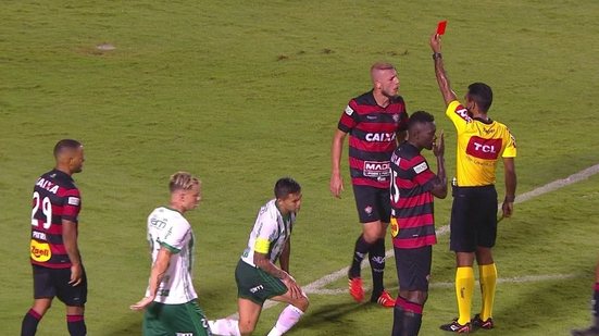 Imagem Vitória tem desfalques no meio-campo para sequência no Brasileirão