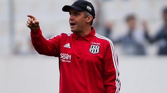 Imagem Técnico do próximo adversário do Vitória decreta: "A Ponte não vai cair"