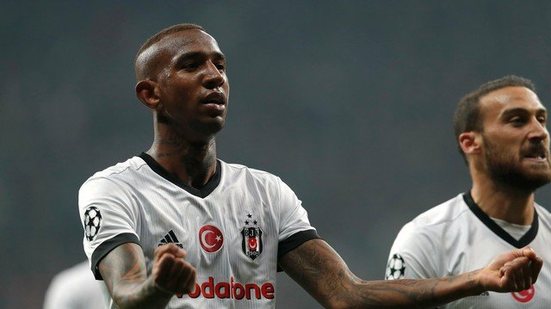 Imagem Com gol de Talisca, Besiktas empata e se classifica para as oitavas da Champions