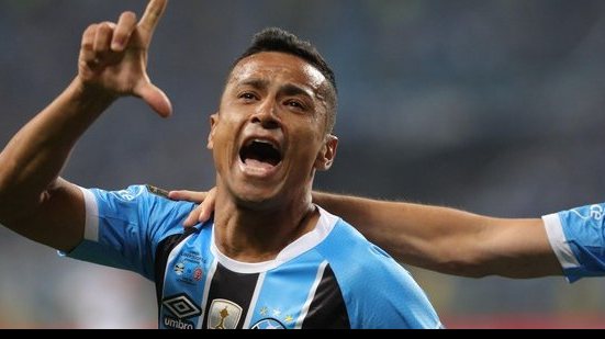 Imagem Grêmio vence o Lanús e larga na frente na final da Libertadores