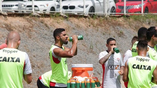Imagem Após virada histórica, elenco do Vitória só retorna as atividades na terça-feira (27)